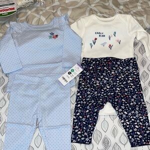 Carters BabyGirl NWT 4-Pack Long-Sleeve Floral & Polka Dot set.  Size 3 months.